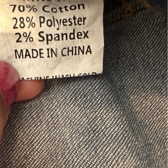 NWT•XXL•The Ultimate Chic Modern Flare Legged Jeans - Picture 8 of 17